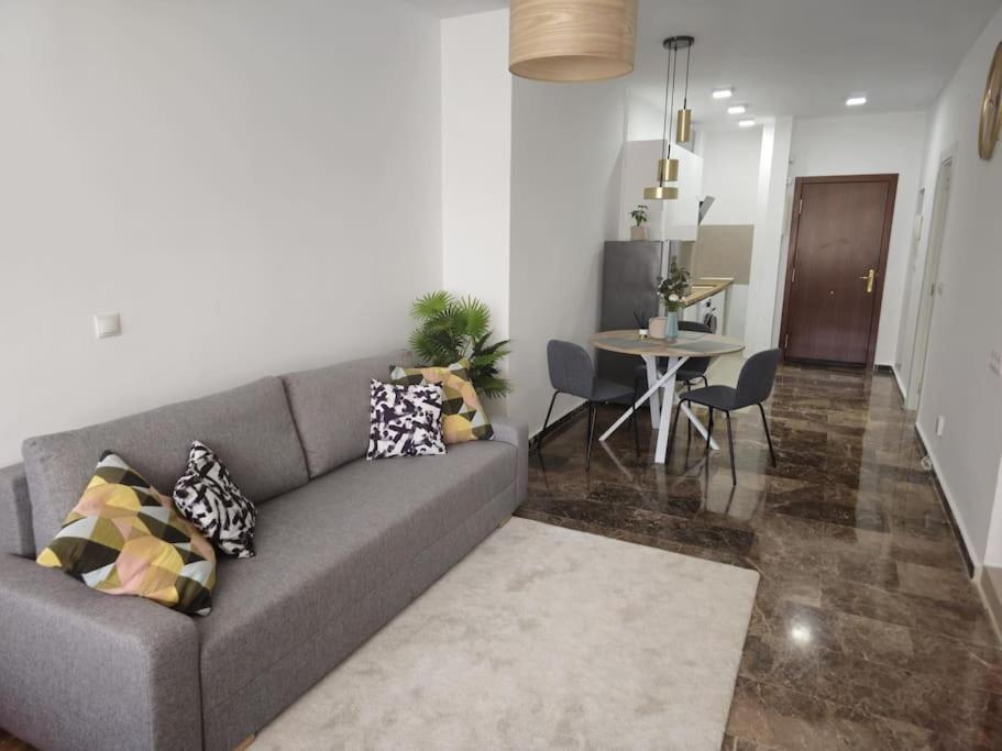 Tao City Center Apartment With Fee Wifi And Air Con By Namaste Elite Torremolinos Exterior photo