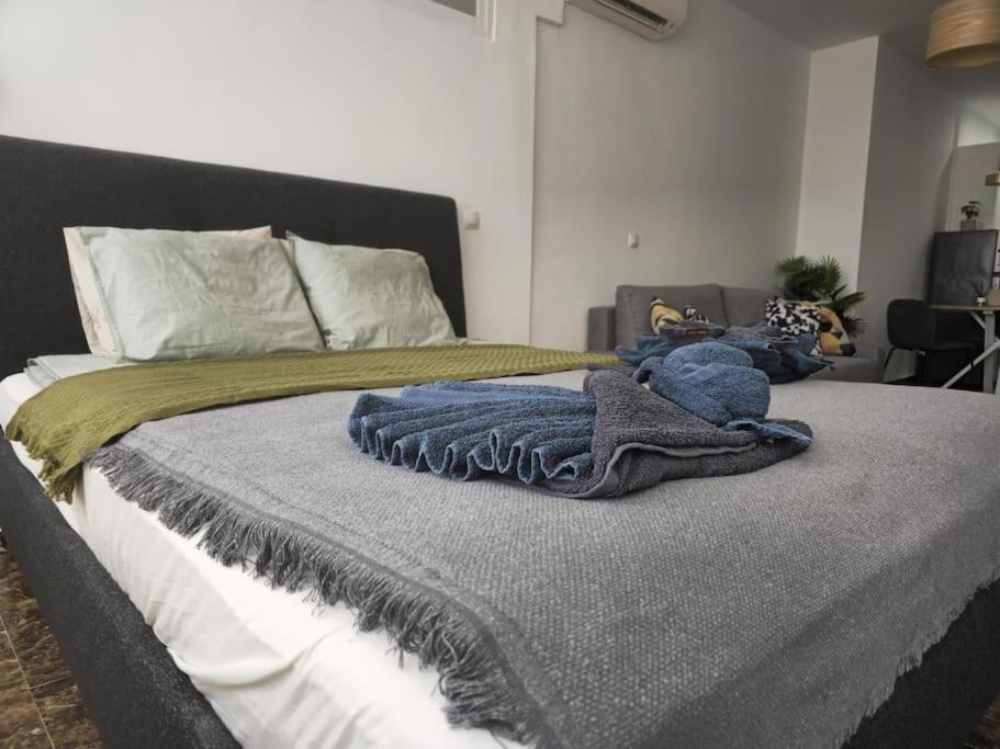 Tao City Center Apartment With Fee Wifi And Air Con By Namaste Elite Torremolinos Exterior photo